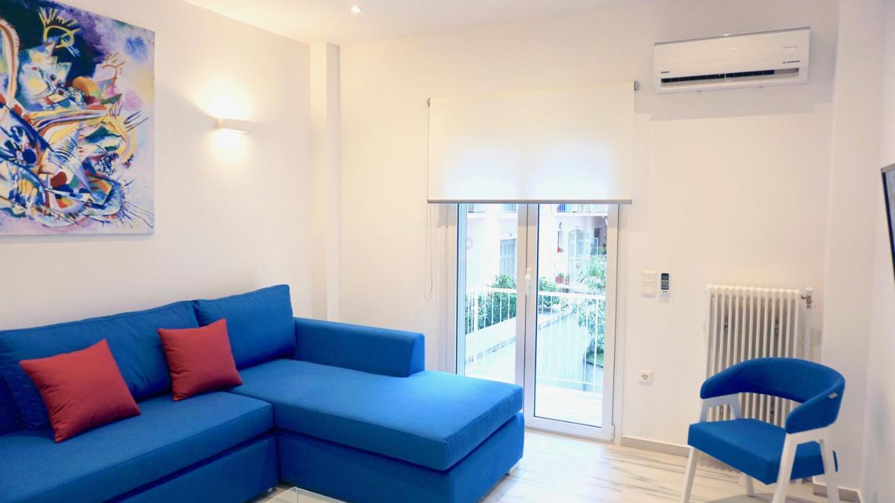 Central, Bright Apt In Athens Near Metro Exterior photo